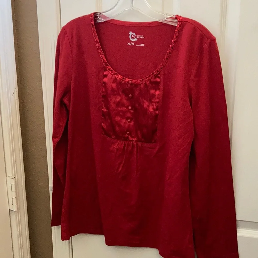 FINAL MARKDOWN Classic elements satin bib front top medium